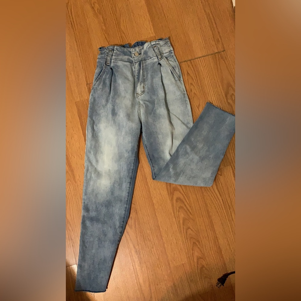 High-waisted jeans ❤️‍🔥